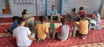 Germencik'teki camilerde Kur'an Öğretimi Programı devam ediyor