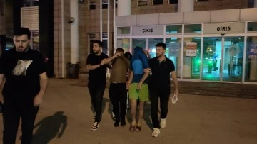 G&ouml;&ccedil;men ka&ccedil;ak&ccedil;ıları su&ccedil;&uuml;st&uuml; yakalandı