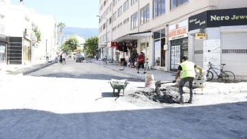 G&uuml;zel&ccedil;amlı Mahallesi'nde &ccedil;alışmalar s&uuml;r&uuml;yor