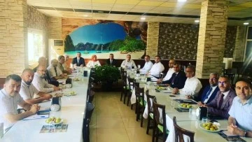 İl&ccedil;e m&uuml;ft&uuml;leri Germencik'te bir araya geldi