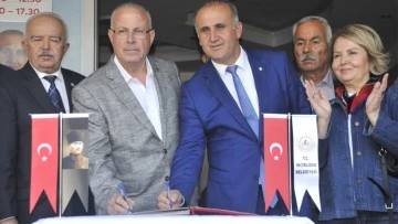 İncirliova Belediyesi &ccedil;alışanlarında &ccedil;ift bayram sevinci