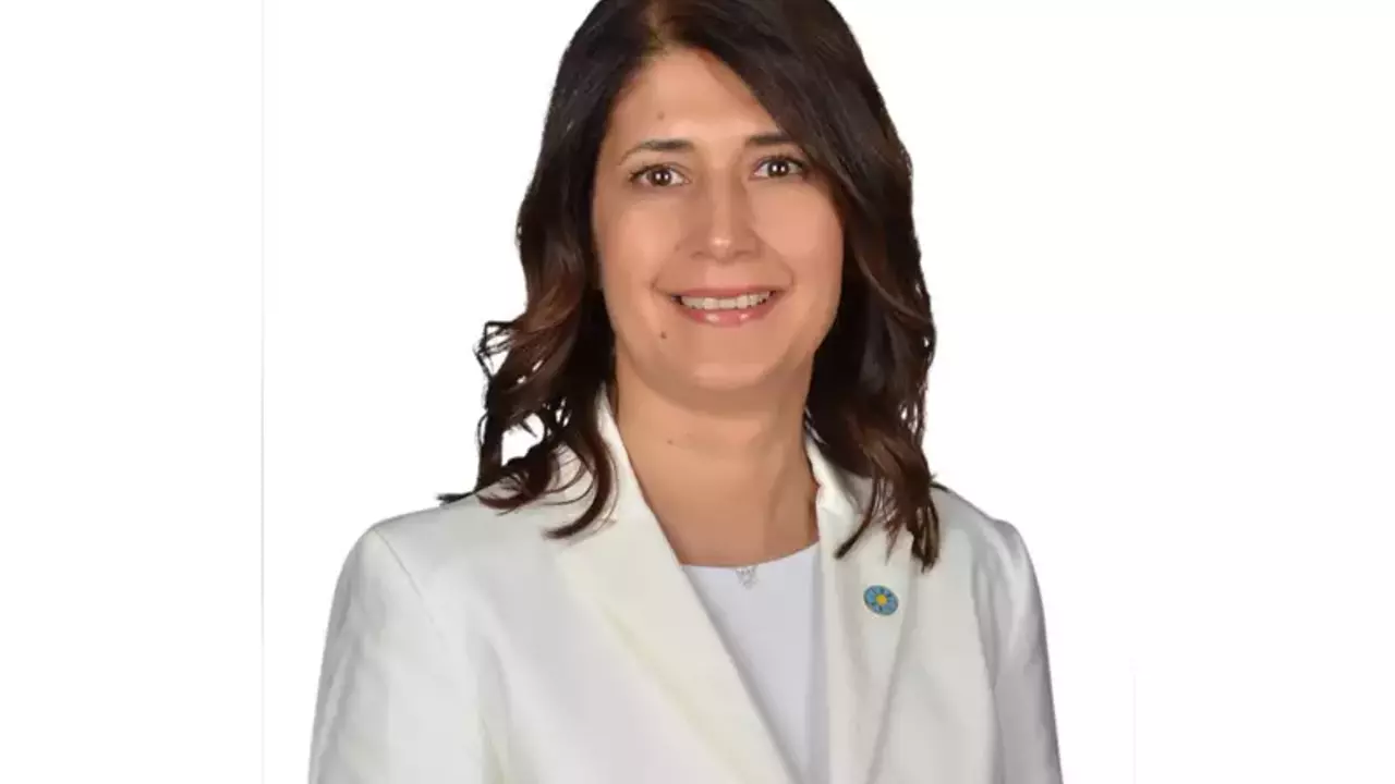 İYİ Parti'li Semra Y&uuml;cel tabloyu b&ouml;yle &ouml;zetledi