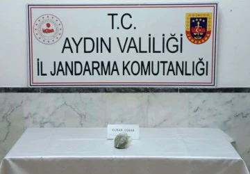 Jandarma ekipleri uyuşturucuya ge&ccedil;it vermedi