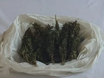 Jandarma ekipleri uyuşturucuya ge&ccedil;it vermiyor