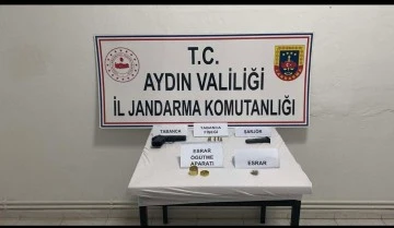 Jandarma uyuşturucuya ge&ccedil;it vermiyor: 13 g&ouml;zaltı