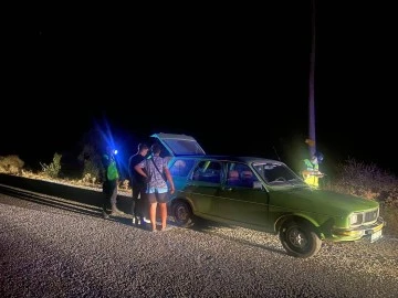 Jandarma uyuşturucuya ge&ccedil;it vermiyor: 38 yakalama