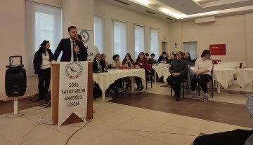Jandarmadan &ouml;ğrencilere &lsquo;g&uuml;venli internet kullanımı&rsquo; bilgilendirmesi 