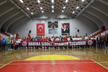 Kadına y&ouml;nelik şiddete sporla dikkat &ccedil;ektiler