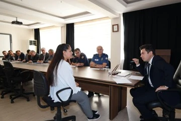 Karacasu Kaymakamı G&uuml;ndoğdu vatandaşların istek ve şikayetlerini dinledi
