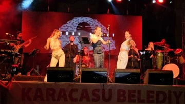 Karacasulular festivalde coştu