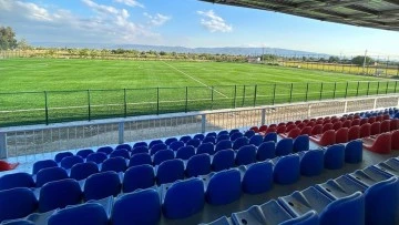 Kardeşk&ouml;y spor tesisinde &ccedil;alışmalar hız kesmiyor