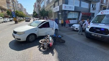 Kask hayat kurtardı, s&uuml;r&uuml;c&uuml; kazayı sıyrıklarla atlattı