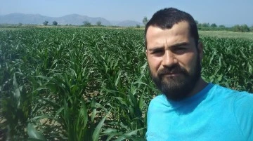 Kendi t&uuml;feğinden &ccedil;ıkan sa&ccedil;malarla hayatını kaybetti