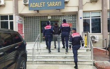 Ko&ccedil;arlı&rsquo;da 10 yıl hapis cezası bulunan şahıs yakalandı