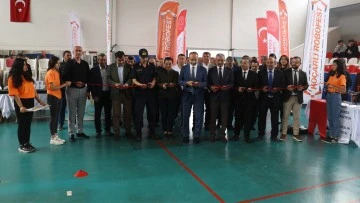 Ko&ccedil;arlı Robofest Yarışması renkli g&ouml;r&uuml;nt&uuml;lere sahne oluyor