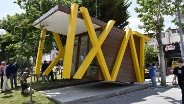 Kuşadası Belediyesi'nden taksi duraklarına modern dokunuş