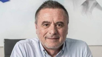 Kuşadası İl&ccedil;e Başkanı G&uuml;rbilek: "Hayati Atlı &ouml;nce kendi siyasi &ccedil;ıtasını y&uuml;kseltmeli"