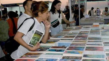 Kuşadası Kitap Fuarı 300 bin kişiyi ağırladı