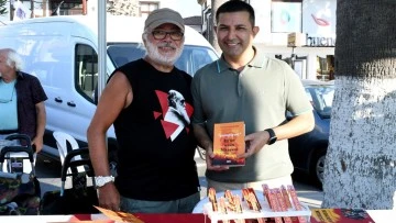 Kuşadası Kitap Fuarı kapılarını a&ccedil;tı