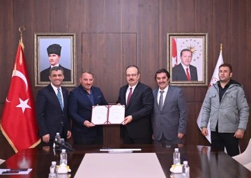Kuşadası&rsquo;na yapılacak okul i&ccedil;in protokol imzalandı