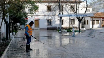 Kuşadası&rsquo;nda Camiiler ibadete hazır
