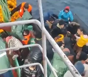 Kuşadası&rsquo;nda denizde can pazarı