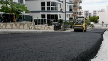Kuşadası&rsquo;nda hizmet seferberliği Ege Mahallesi ile s&uuml;r&uuml;yor
