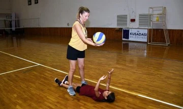 Kuşadası'nda kış spor okulları i&ccedil;in kayıtlar s&uuml;r&uuml;yor