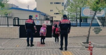Kuşadası&rsquo;nda okul denetimleri devam ediyor