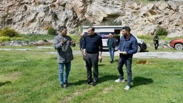 Kuşadası&rsquo;nda park ve kavşakları heykeller s&uuml;sleyecek