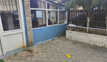 Kuşadası'nda silahlı kavga: 1 yaralı