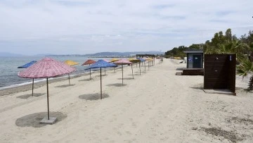Kuşadası&rsquo;nın plajları yaza hazırlanıyor