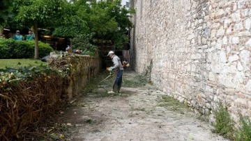 Kuşadası&rsquo;nın turistik &ccedil;arşılarında &ccedil;alışmalar devam ediyor