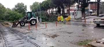 Kuyucak&rsquo;ta tren seferleri durdu