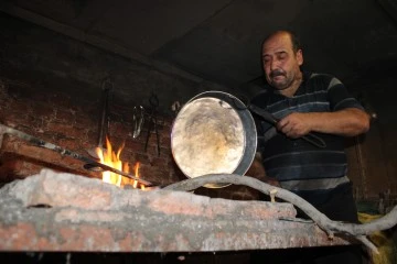 Mesleğinde 50 yıla yaklaştı ama &ccedil;ırak bulamıyor