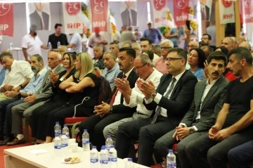 MHP Kuşadası İl&ccedil;e Kongresi'nde İnan g&uuml;ven tazeledi