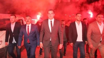MHP&rsquo;li Pehlivan, g&uuml;mb&uuml;r g&uuml;mb&uuml;r geliyor