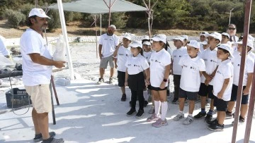 Minik sanat&ccedil;ılar Neopolis&rsquo;te keyifli vakit ge&ccedil;irdi