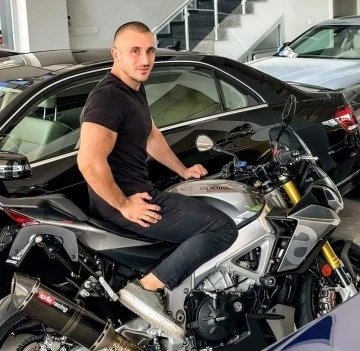 Motosiklet kazasında &ouml;len gen&ccedil; iş adamının son paylaşımı y&uuml;rek burktu