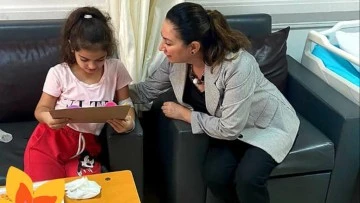 Muhtar &Ccedil;amoğlu, l&ouml;semi hastası &ccedil;ocukları unutmadı