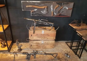 M&uuml;ze değil, soğuk demirci d&uuml;kkanı