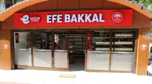 BAŞKAN YETİŞKİN, SOSYAL BELEDİYECİLİK ANLAYIŞINI BİR ADIM &Ouml;TEYE TAŞIYOR EFEM KART VE EFE MOBİL HİZMETE GİRİYOR