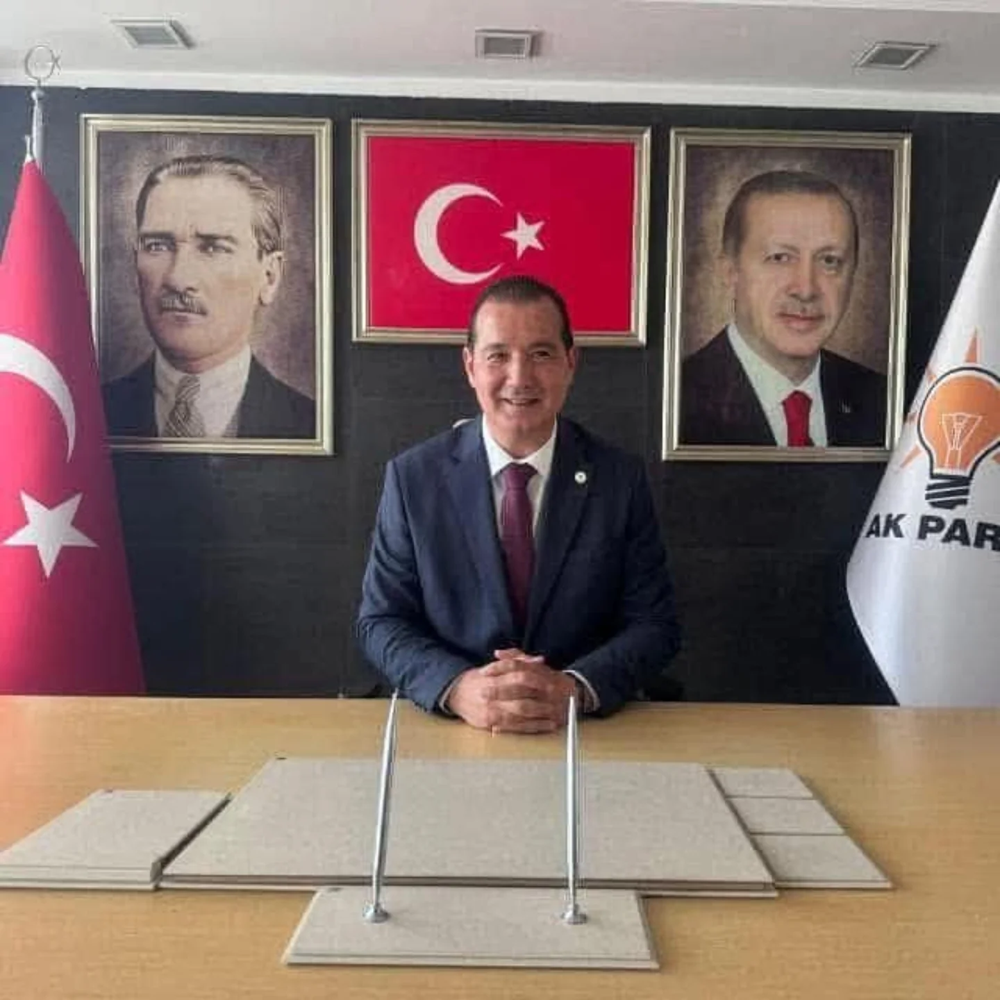 EFELER AK PARTİ İL&Ccedil;E BAŞKANI OĞUZ KENDİRLİOĞLU&rsquo;NDAN YENİ YIL MESAJI