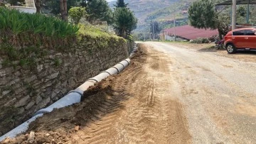 Nazilli Belediyesi Derebaşı Mahallesi'ndeki &ccedil;alışmalarına başladı