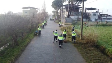 Nazilli Belediyesi temizlik &ccedil;alışmaları s&uuml;r&uuml;yor