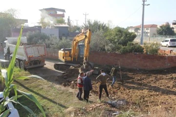 Nazilli Belediyesi, yol &ccedil;alışmalarını s&uuml;rd&uuml;r&uuml;yor