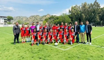 Nazilli Belediyespor Kadın Futbol Takımı Play-Off&rsquo;ta