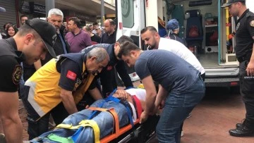 Nazilli&rsquo;de kuyumcu-m&uuml;şteri kavgası: 3 yaralı