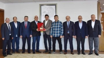 Nazilli OSB y&ouml;netimi Başkan &Ouml;zcan ile g&ouml;r&uuml;şt&uuml;