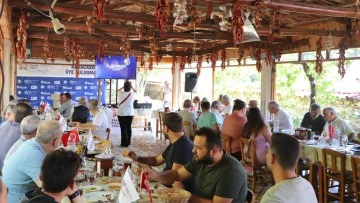 Nazilli Ticaret Odası y&ouml;netimi Karacasulu &uuml;yeleri ile bir araya geldi